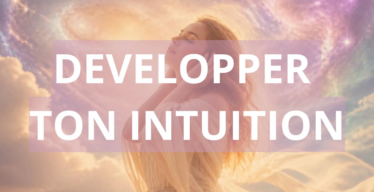 Parcours Développer ton intuition d'Esoteva : une femme les yeux fermés, tournée vers un ciel cosmique aux tons rose et doré.